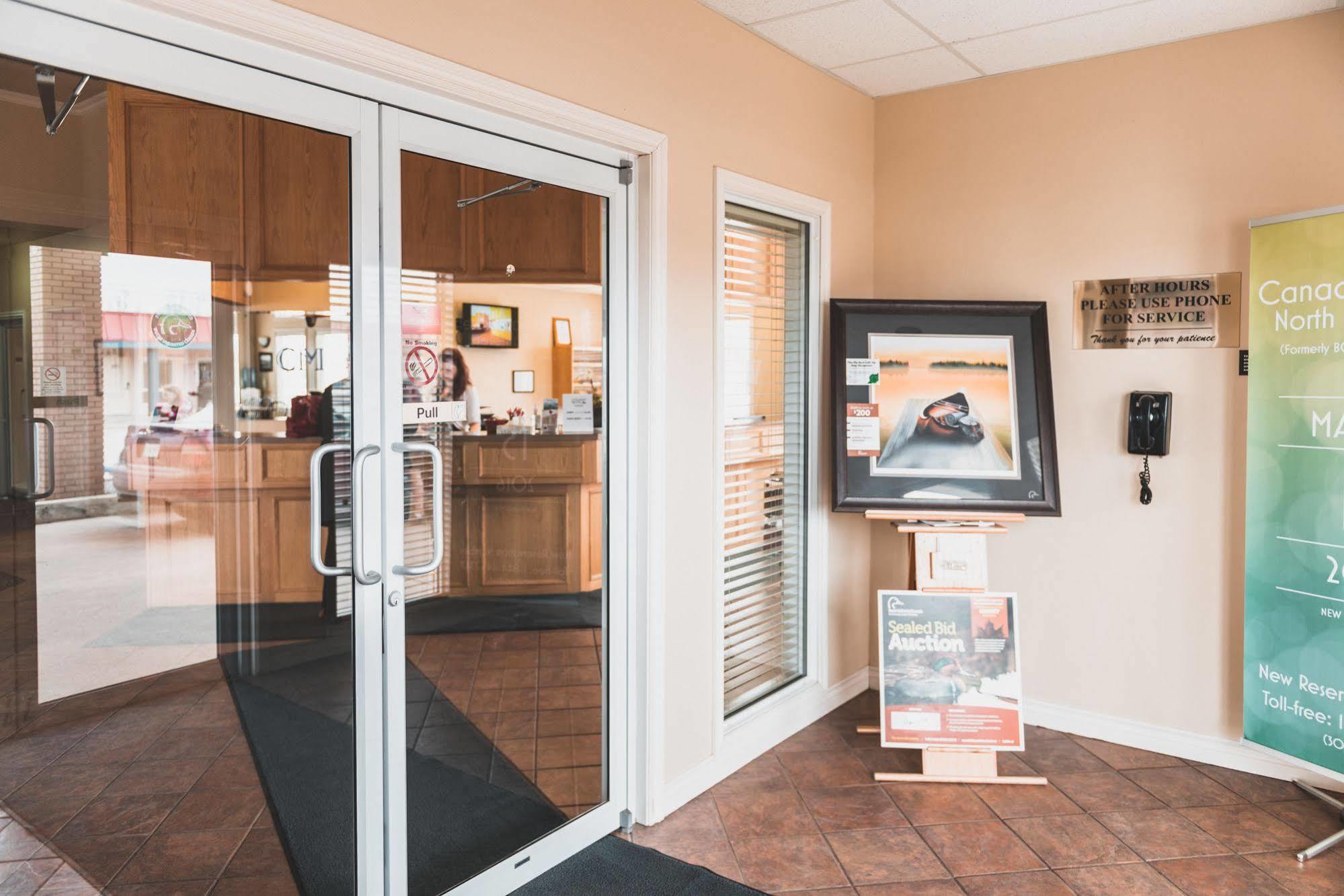 Canadian Motel North Battleford Zewnętrze zdjęcie
