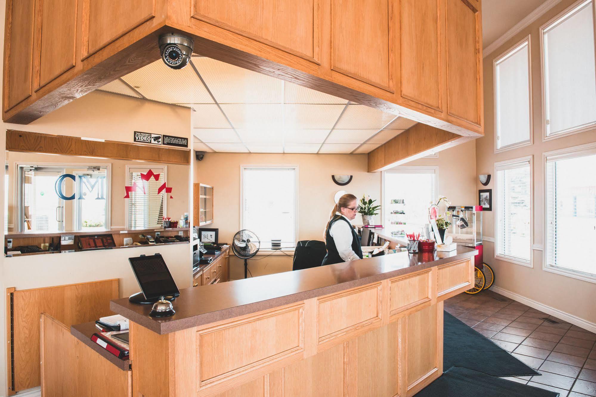 Canadian Motel North Battleford Zewnętrze zdjęcie